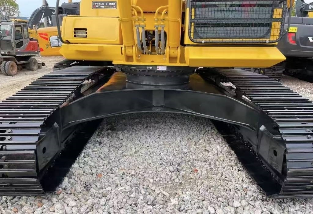 Crawler excavator Komatsu PC 240: picture 8