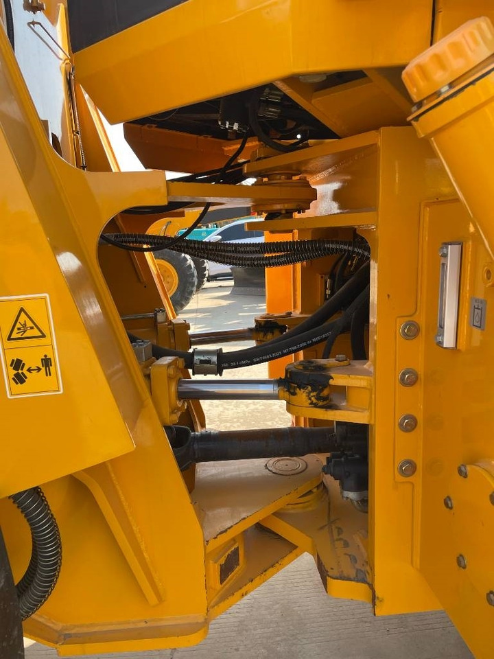 Liugong 856 H - Crawler excavator: picture 3 Liugong 856 H - Crawler excavator: picture 3