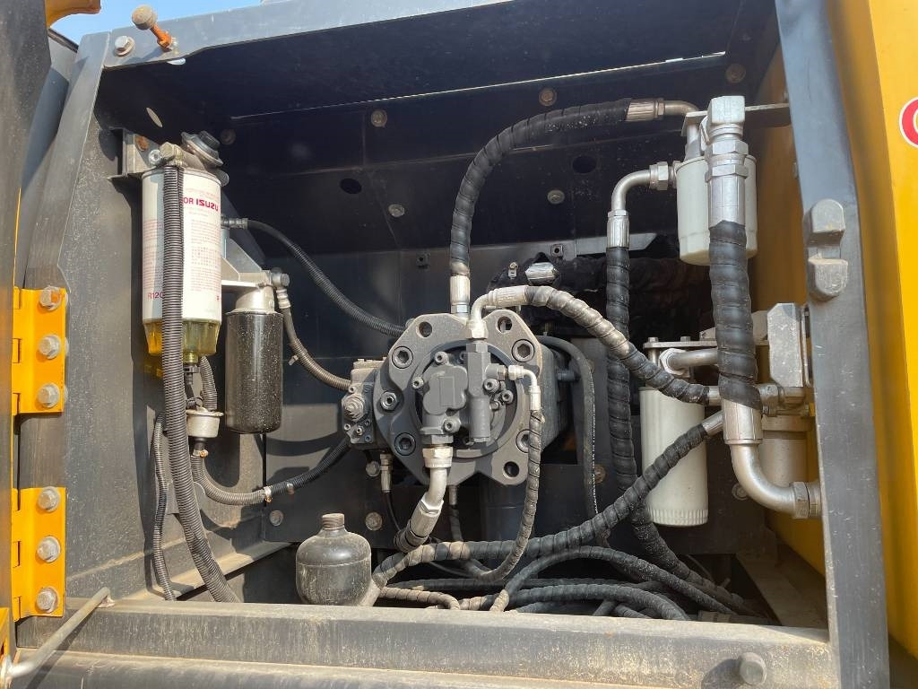 Volvo EC 210  - Crawler excavator: picture 5 Volvo EC 210  - Crawler excavator: picture 5