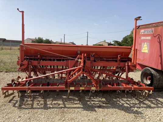 Kuhn LOGISEM - Seed drill: picture 1 Kuhn LOGISEM - Seed drill: picture 1