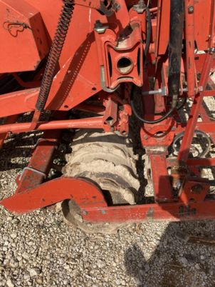 Kuhn LOGISEM - Seed drill: picture 3 Kuhn LOGISEM - Seed drill: picture 3