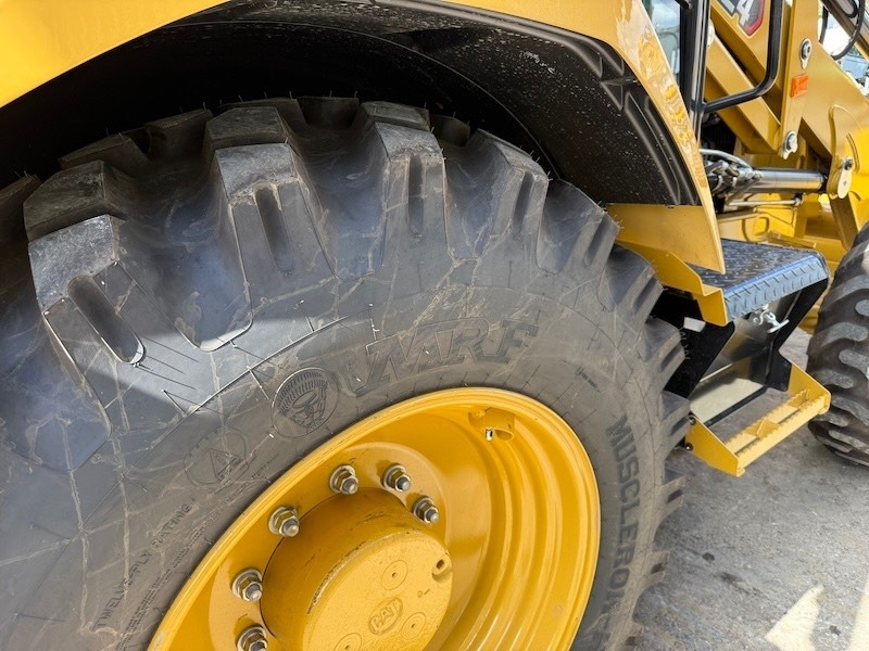 New Backhoe loader CAT 424: picture 8 New Backhoe loader CAT 424: picture 8