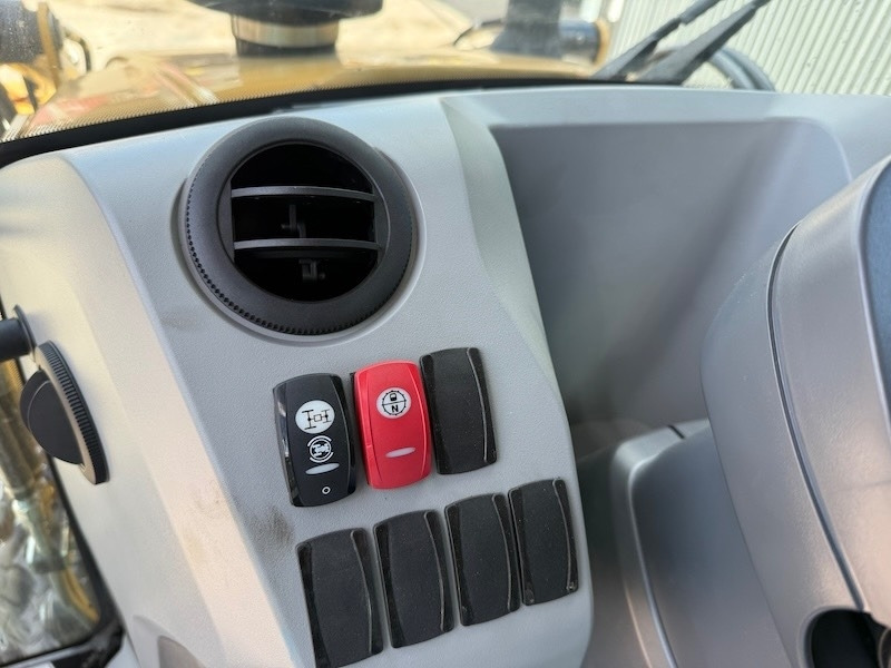 New Backhoe loader CAT 424: picture 16 New Backhoe loader CAT 424: picture 16