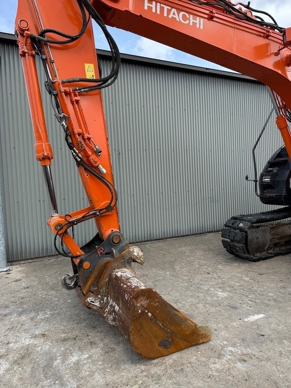Hitachi ZX 135 US-5B - Crawler excavator: picture 5 Hitachi ZX 135 US-5B - Crawler excavator: picture 5