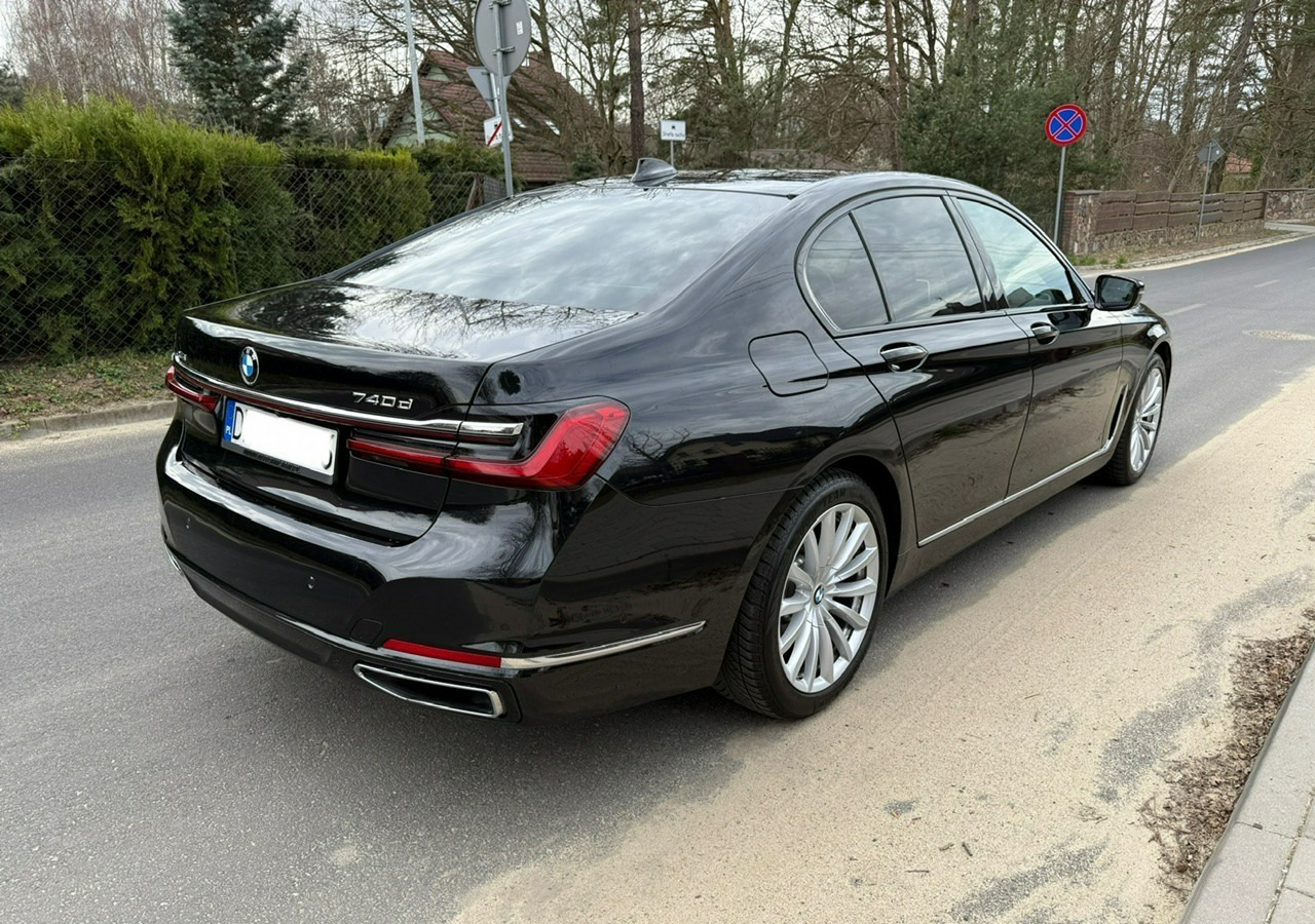 BMW SERIA 7 II (G11/G12) BMW SERIA 7 740d Xdrive 340KM Luxury+Exclusive Masaże Adaptiv Oś Lasery 2022 FV2 - Sedan: picture 3 BMW SERIA 7 II (G11/G12) BMW SERIA 7 740d Xdrive 340KM Luxury+Exclusive Masaże Adaptiv Oś Lasery 2022 FV2 - Sedan: picture 3