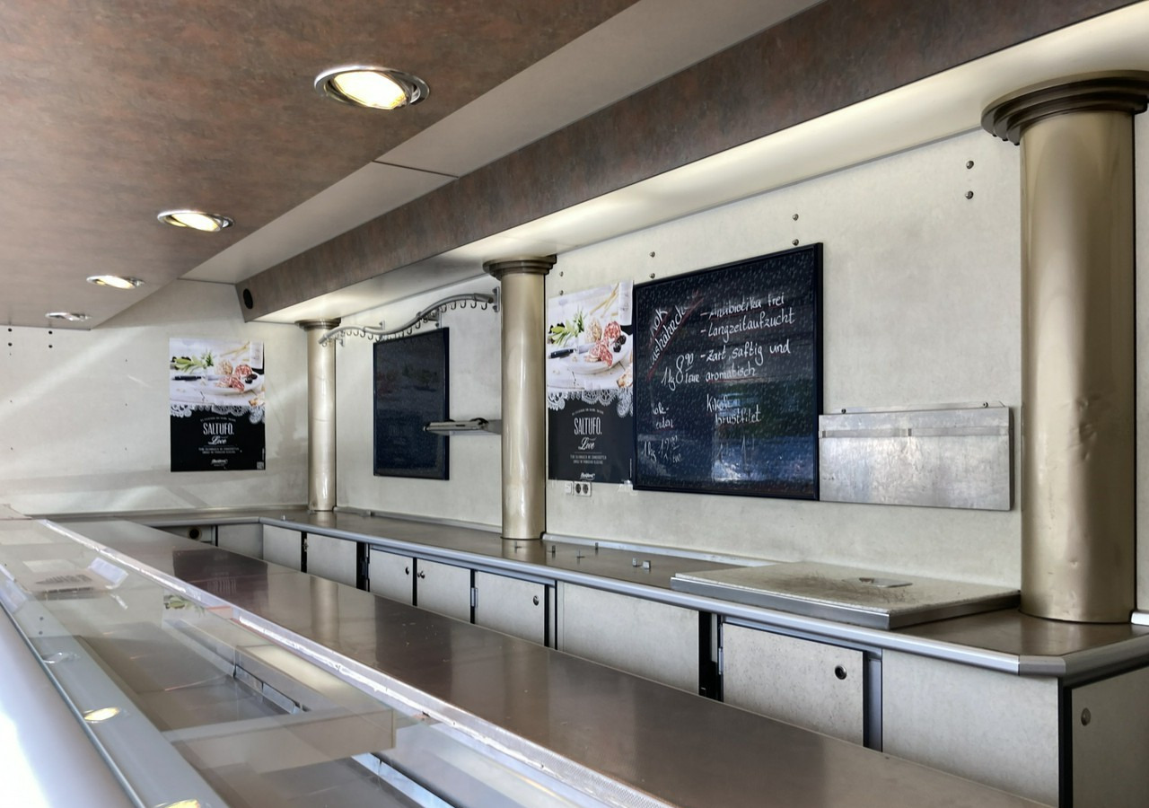 Fiat Ducato Autosklep wędlin Gastronomiczny Food Truck Foodtruck Sklep bar Borco - Vending truck: picture 2 Fiat Ducato Autosklep wędlin Gastronomiczny Food Truck Foodtruck Sklep bar Borco - Vending truck: picture 2