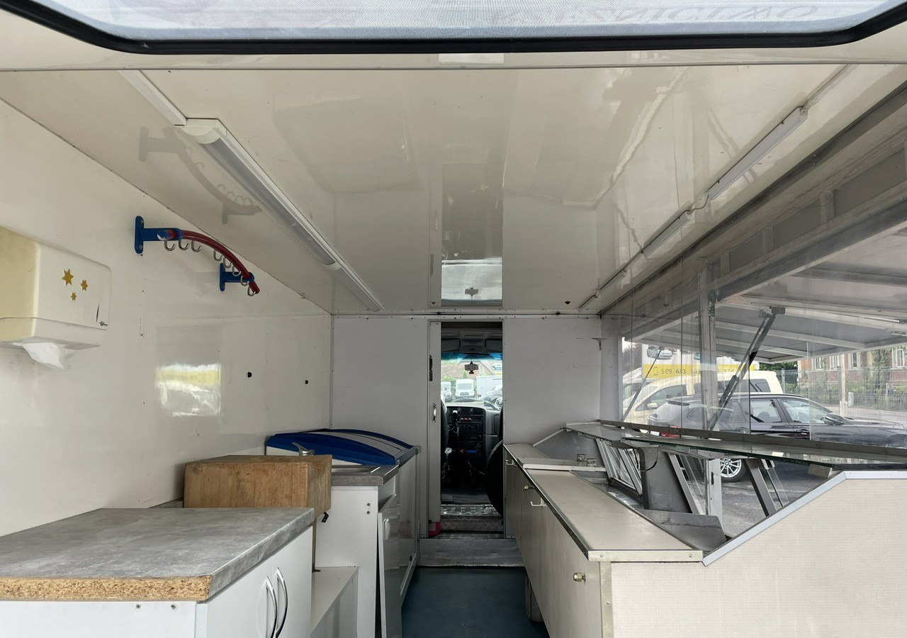 Fiat Ducato Autosklep wędlin Gastronomiczny Food Truck Foodtruck sklep bar - Vending truck: picture 2 Fiat Ducato Autosklep wędlin Gastronomiczny Food Truck Foodtruck sklep bar - Vending truck: picture 2