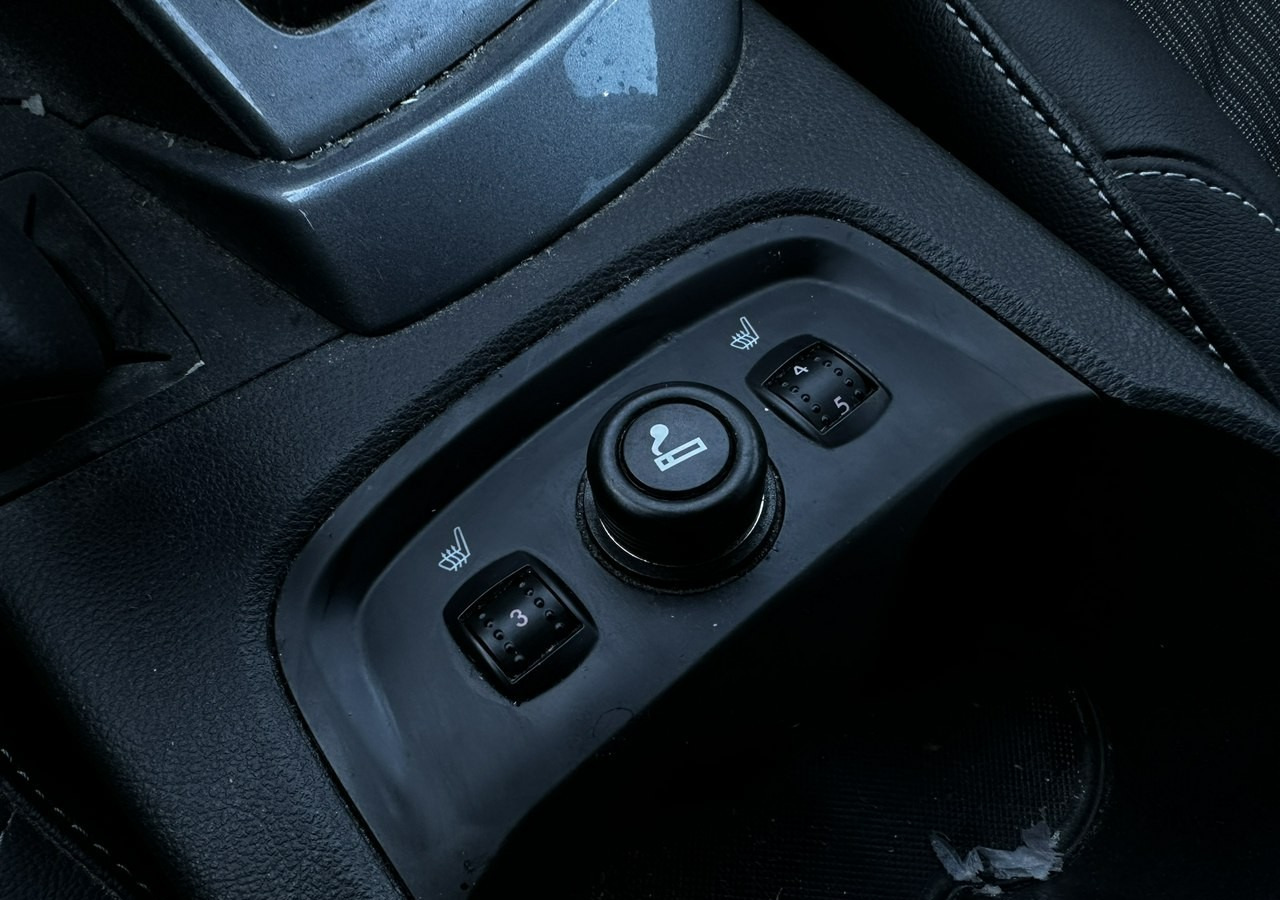 Hatchback Ford Focus III Ford Focus Bogate wyposażenie 2012: picture 15