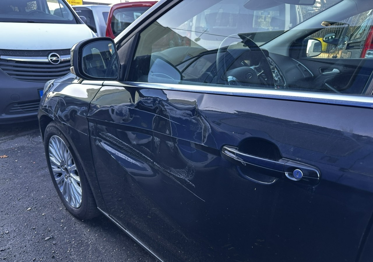 Hatchback Ford Focus III Ford Focus Bogate wyposażenie 2012: picture 19