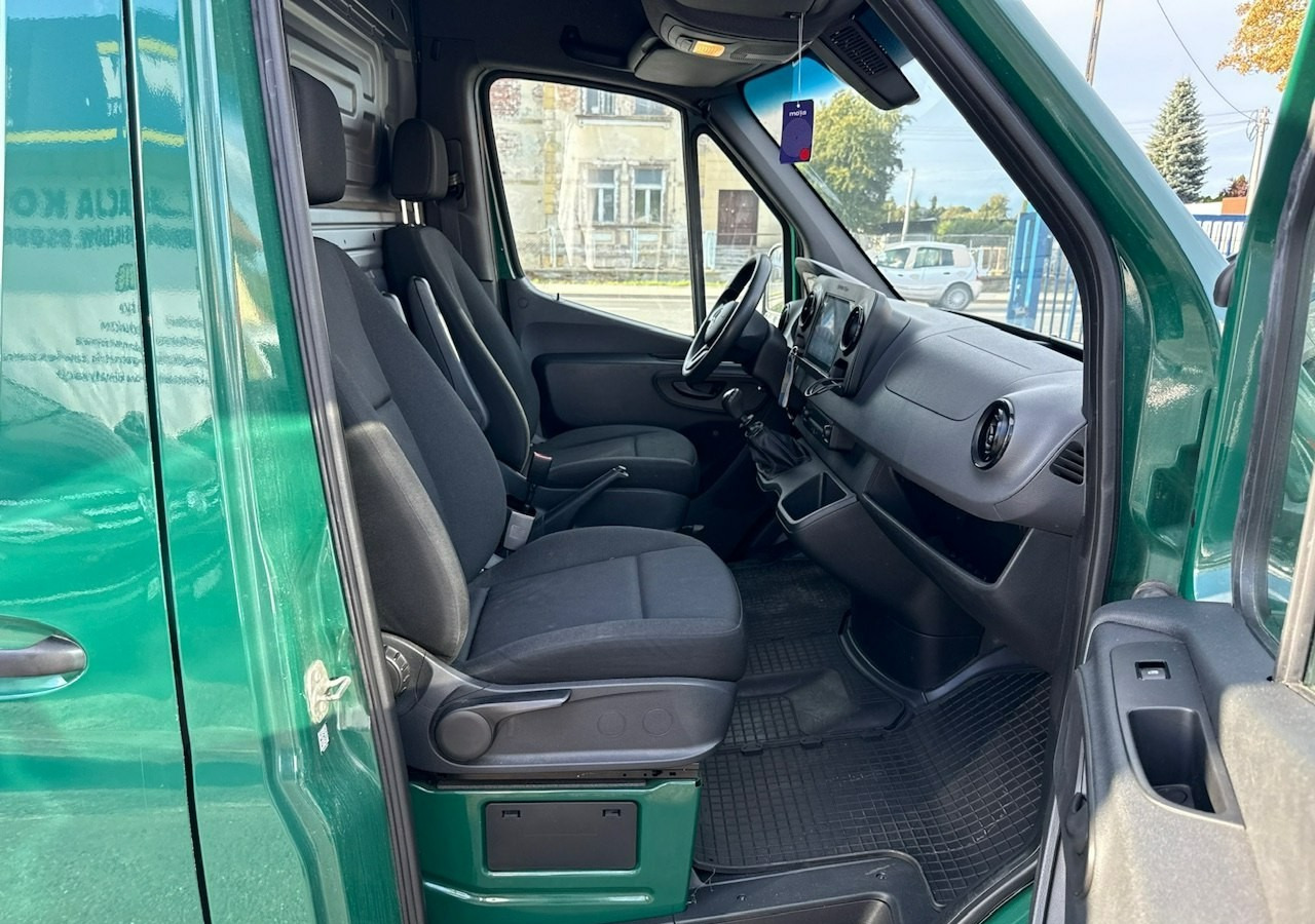 Panel van Mercedes-Benz Sprinter Sprinter 311 CDI Maxi Model 2020: picture 19