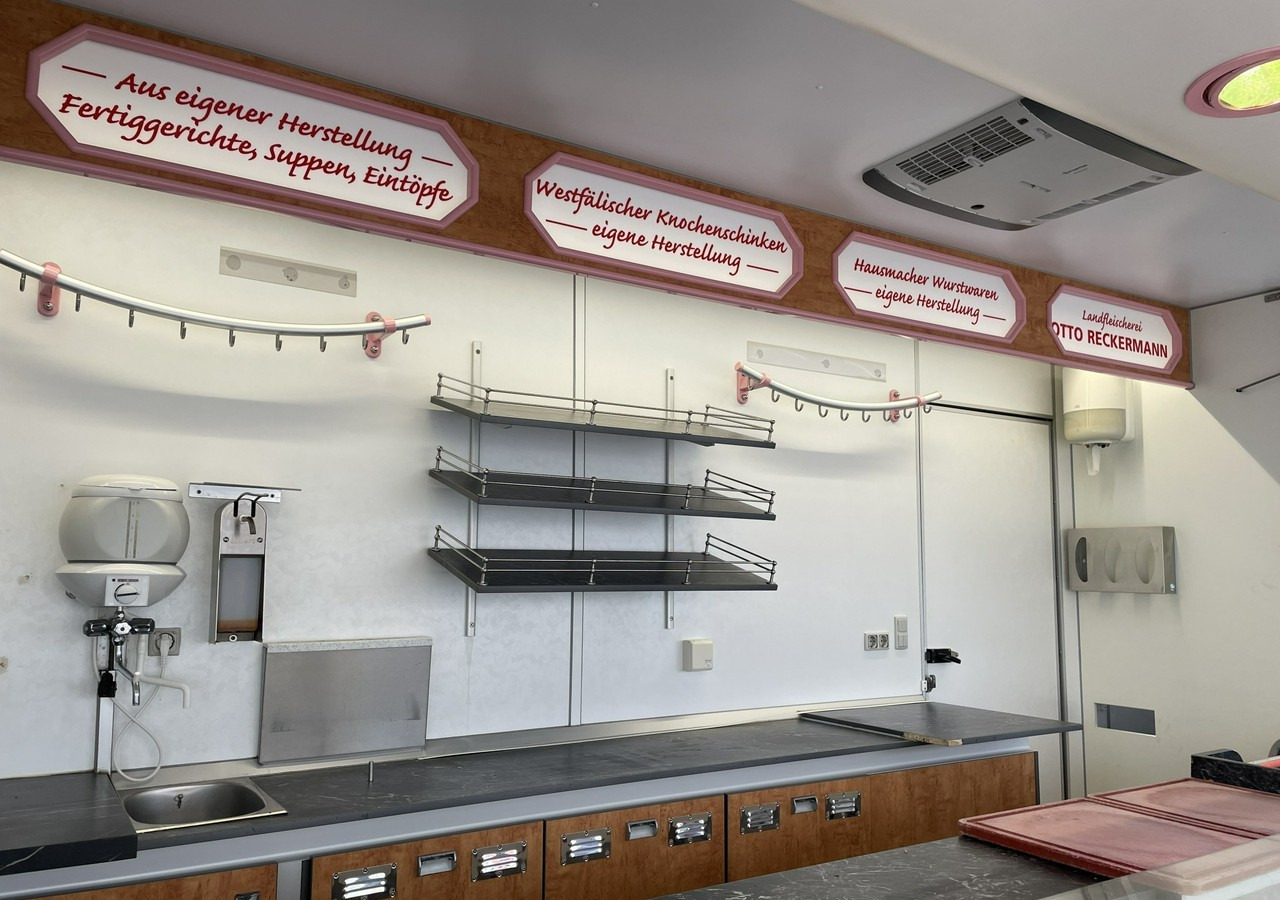 Renault Master Autosklep wędlin Gastronomiczny Food Truck Foodtruck Sklep BORCO 20 - Vending truck: picture 5 Renault Master Autosklep wędlin Gastronomiczny Food Truck Foodtruck Sklep BORCO 20 - Vending truck: picture 5