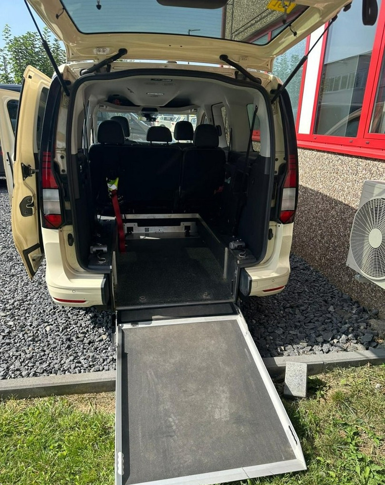 Volkswagen Caddy III Caddy 2.0TDI dla Niepełnosprawnych inwalida rampa Model 2023 PFRON - Station wagon: picture 1 Volkswagen Caddy III Caddy 2.0TDI dla Niepełnosprawnych inwalida rampa Model 2023 PFRON - Station wagon: picture 1