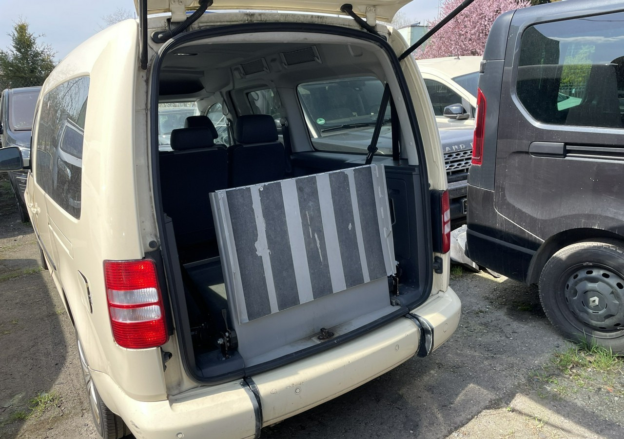 Volkswagen Caddy III Caddy do przewozu Niepełnosprawnych inwalida rampa 2015 - Car: picture 2 Volkswagen Caddy III Caddy do przewozu Niepełnosprawnych inwalida rampa 2015 - Car: picture 2