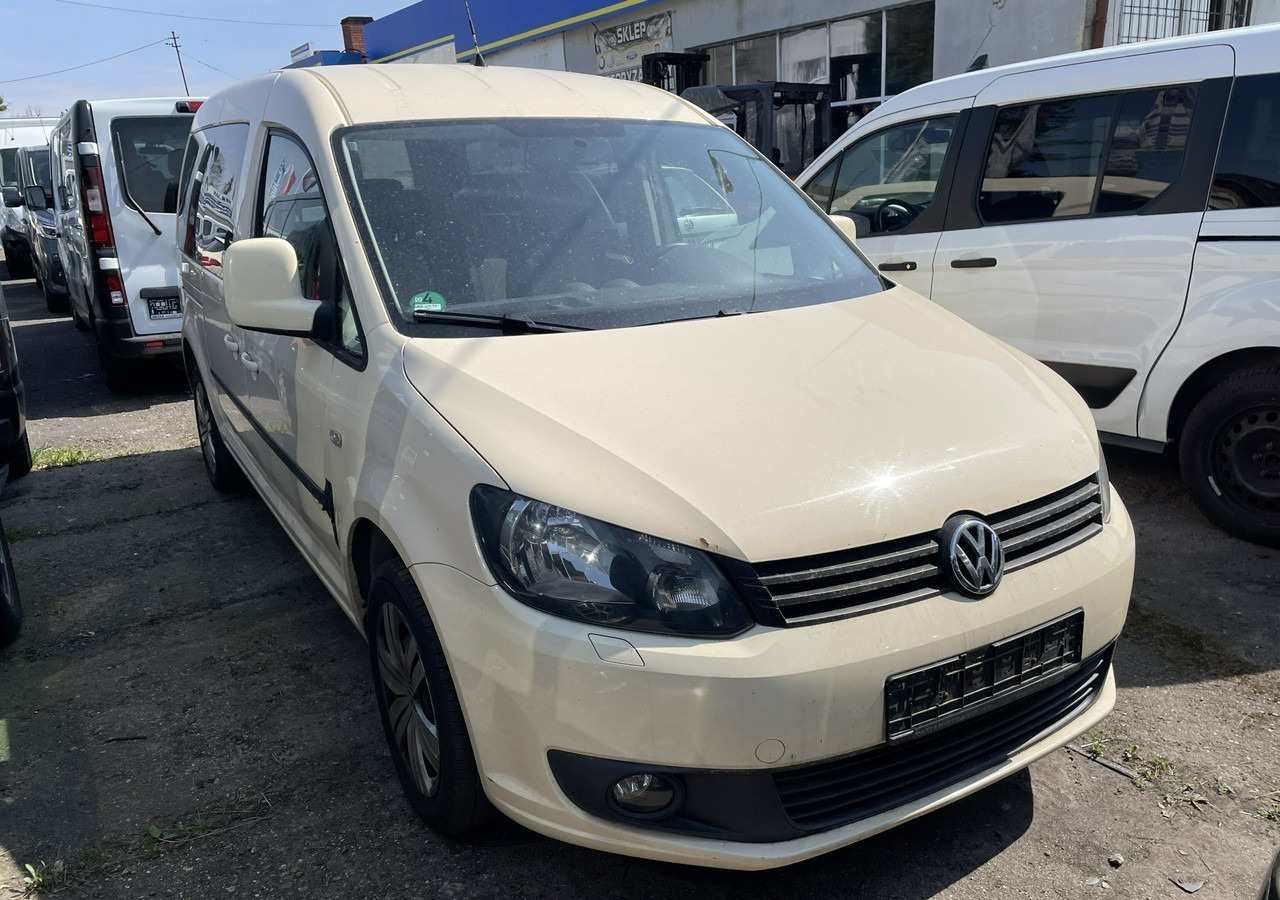 Volkswagen Caddy III Caddy do przewozu Niepełnosprawnych inwalida rampa 2015 - Car: picture 3 Volkswagen Caddy III Caddy do przewozu Niepełnosprawnych inwalida rampa 2015 - Car: picture 3