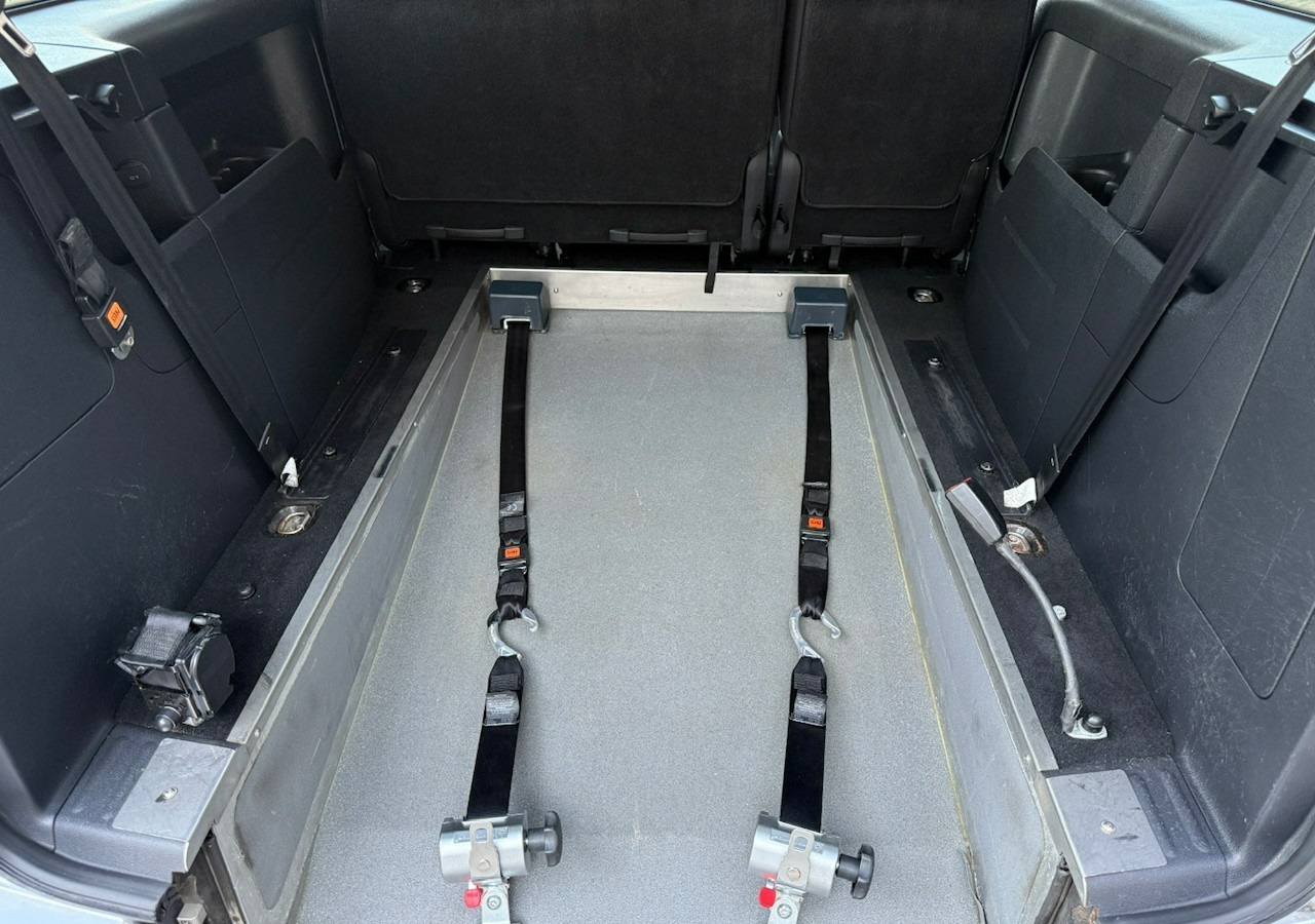 Volkswagen Caddy III Caddy do przewozu osób Niepełnosprawnych Inwalida Rampa - Car: picture 4 Volkswagen Caddy III Caddy do przewozu osób Niepełnosprawnych Inwalida Rampa - Car: picture 4