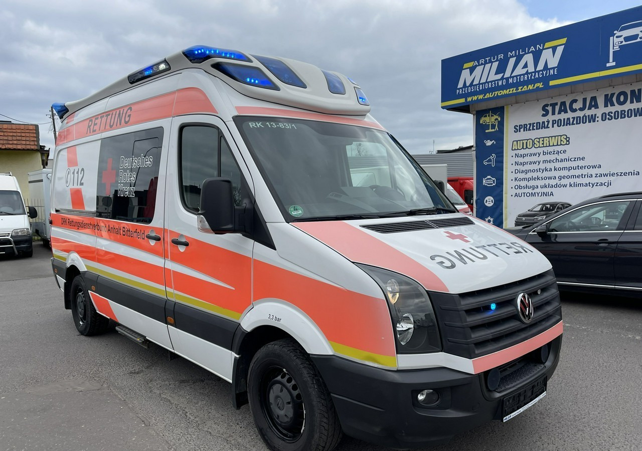 Volkswagen Crafter Crafter 2.0-163KM Karetka Ambulans Wyposażony Model 2016 - Ambulance: picture 2 Volkswagen Crafter Crafter 2.0-163KM Karetka Ambulans Wyposażony Model 2016 - Ambulance: picture 2