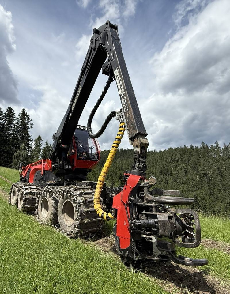 Forestry harvester Komatsu 931XC: picture 7