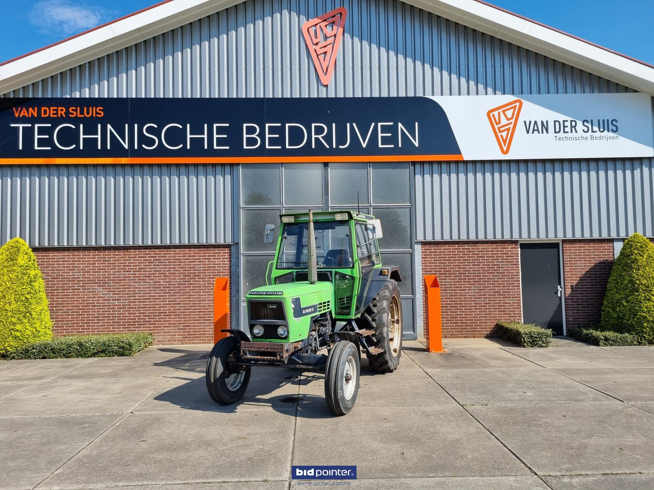 Deutz-Fahr 7207C - Farm tractor: picture 3 Deutz-Fahr 7207C - Farm tractor: picture 3