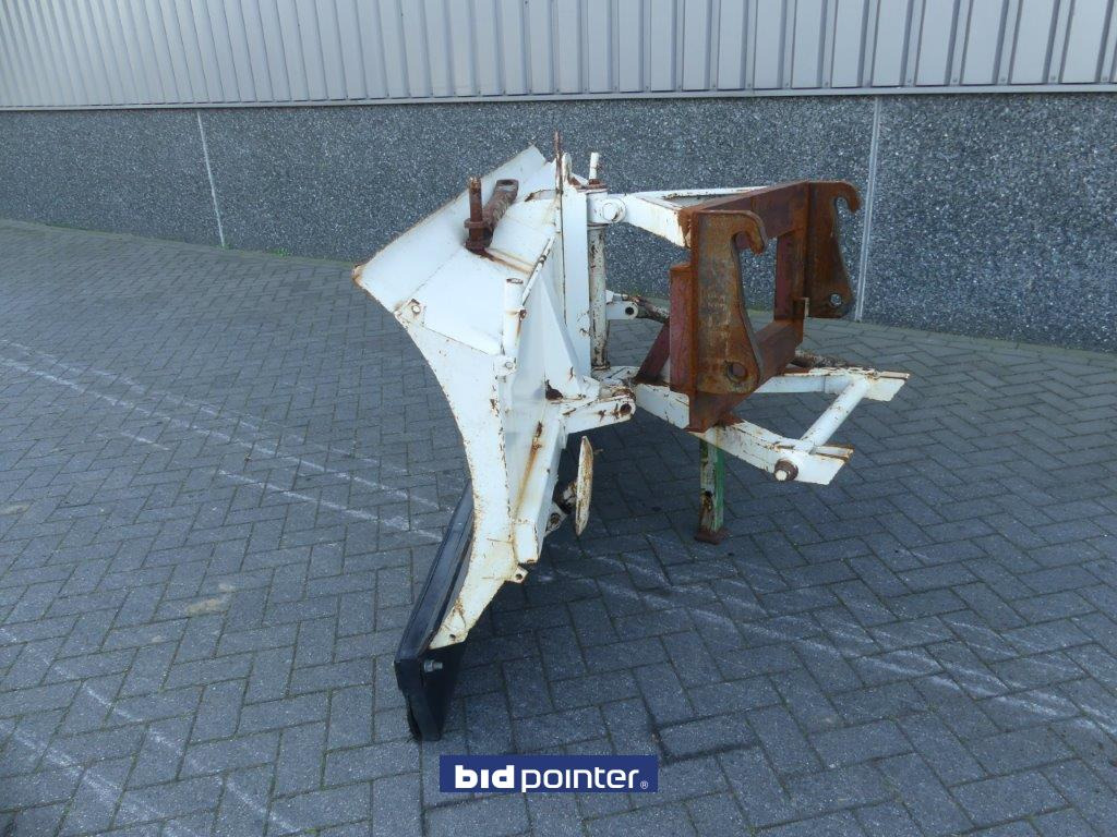 Snow blade - Snow plough for Utility/ Special vehicle: picture 4 Snow blade - Snow plough for Utility/ Special vehicle: picture 4