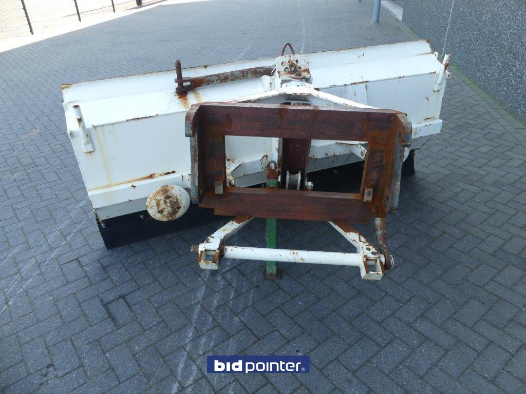 Snow blade - Snow plough for Utility/ Special vehicle: picture 5 Snow blade - Snow plough for Utility/ Special vehicle: picture 5