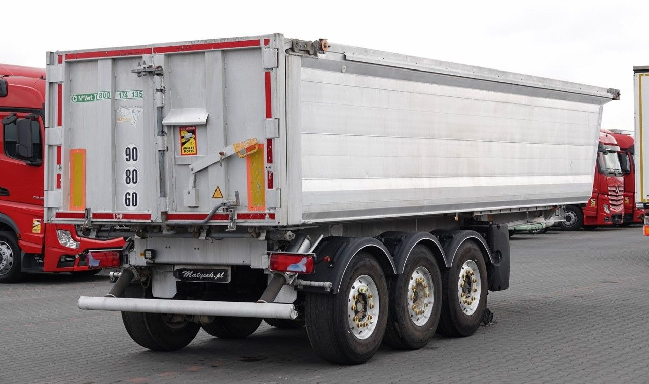 Benalu WYWROTKA / 26 m3 / ALUMINIOWA / OŚ PODNOSZONA / - Tipper semi-trailer: picture 3 Benalu WYWROTKA / 26 m3 / ALUMINIOWA / OŚ PODNOSZONA / - Tipper semi-trailer: picture 3