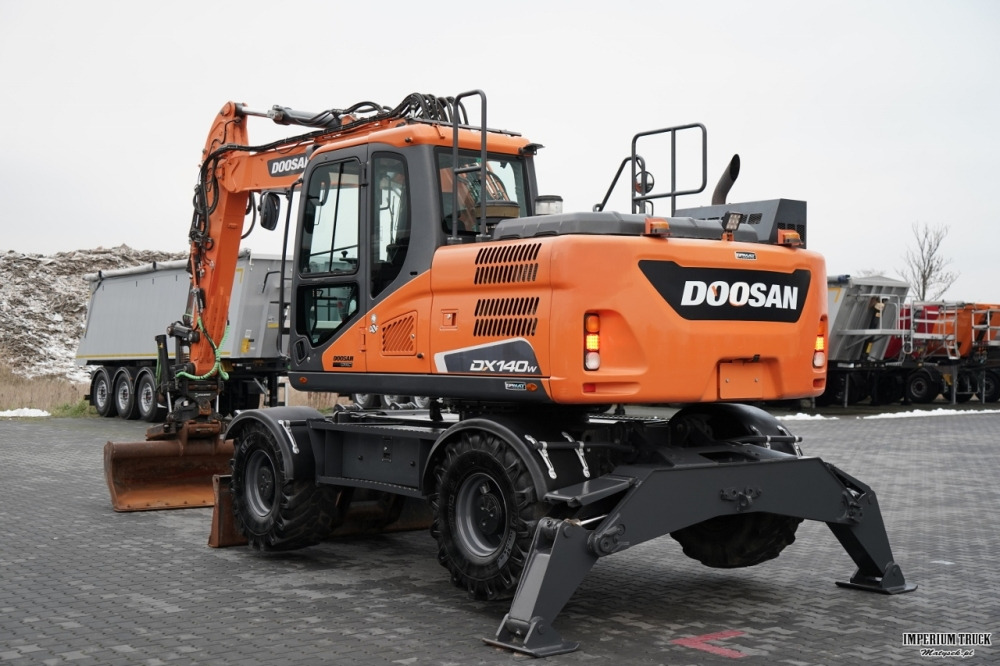 DOOSAN DX 140W / KOPARKA KOŁOWA / ROTOTIL / JOYSTICK / POWERTILT OBROTNICA / 2019 ROK / - Wheel excavator: picture 3 DOOSAN DX 140W / KOPARKA KOŁOWA / ROTOTIL / JOYSTICK / POWERTILT OBROTNICA / 2019 ROK / - Wheel excavator: picture 3