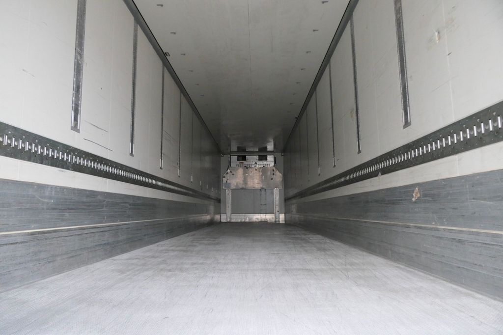 Refrigerator semi-trailer Krone CHŁODNIA / 2017 ROK / CARRIER VECTOR 1550: picture 13 Refrigerator semi-trailer Krone CHŁODNIA / 2017 ROK / CARRIER VECTOR 1550: picture 13