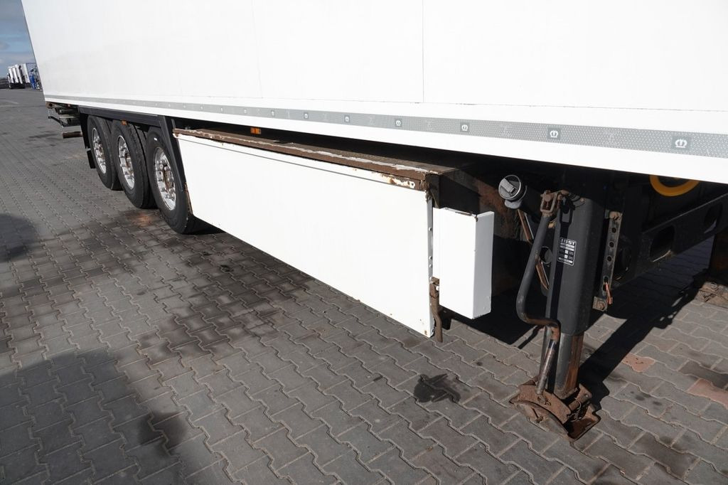 Krone CHŁODNIA / THERMO KING SLX 300 / DOPPELSTOCK Krone CHŁODNIA / THERMO KING SLX 300 / DOPPELSTOCK - Refrigerator semi-trailer: picture 5 Krone CHŁODNIA / THERMO KING SLX 300 / DOPPELSTOCK Krone CHŁODNIA / THERMO KING SLX 300 / DOPPELSTOCK - Refrigerator semi-trailer: picture 5