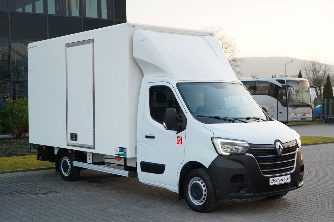 Renault MASTER / KONTENER / WINDA-750KG / DMC: 3500 KG / - Refrigerated delivery van: picture 1 Renault MASTER / KONTENER / WINDA-750KG / DMC: 3500 KG / - Refrigerated delivery van: picture 1