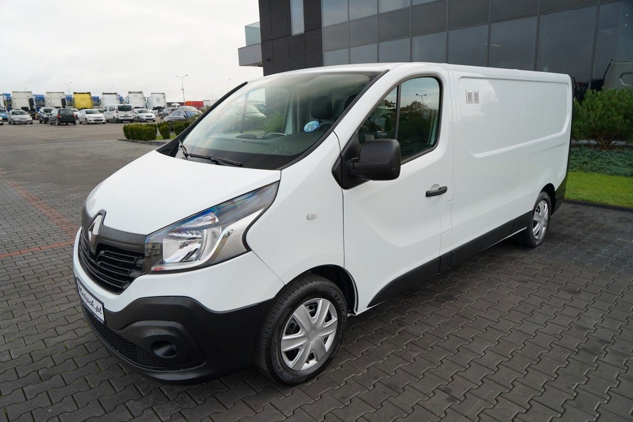 Renault TRAFIC / BLASZAK / ZABUDOWA WARSZTATOWA / MANUA - Small van: picture 2 Renault TRAFIC / BLASZAK / ZABUDOWA WARSZTATOWA / MANUA - Small van: picture 2