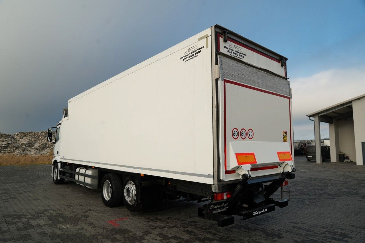 Scania ACTROS 2542 / 6X2 / CHŁODNIA / SOLÓWKA / AGREGAT - Refrigerator truck: picture 3 Scania ACTROS 2542 / 6X2 / CHŁODNIA / SOLÓWKA / AGREGAT - Refrigerator truck: picture 3