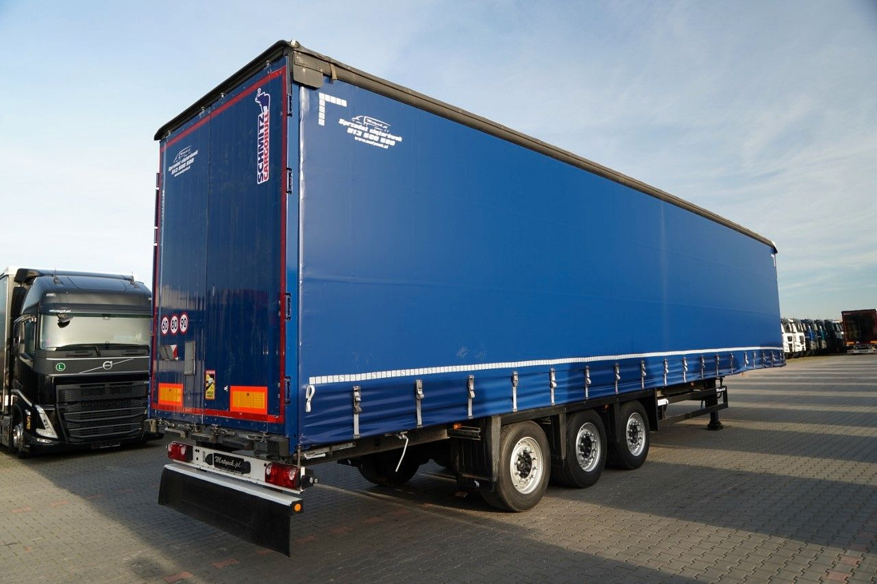 Schmitz Cargobull FIRANKA VARIOS / PODNOSZONY DACH HYDRAULICZNIE / - Curtainsider semi-trailer: picture 5 Schmitz Cargobull FIRANKA VARIOS / PODNOSZONY DACH HYDRAULICZNIE / - Curtainsider semi-trailer: picture 5