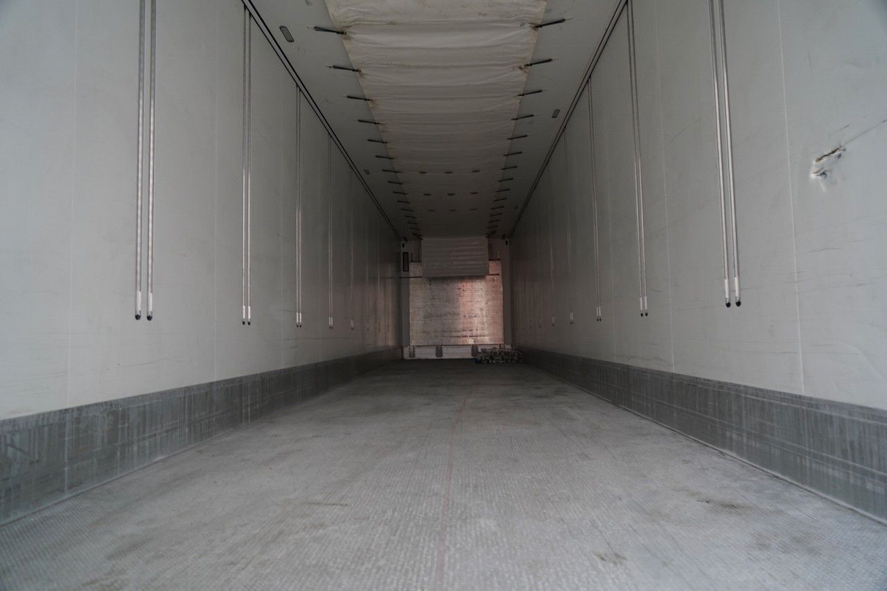 Refrigerator semi-trailer Schmitz Cargobull REFRIGERATED / NEW THERMO KING UNIT / SLX 300 /: picture 15