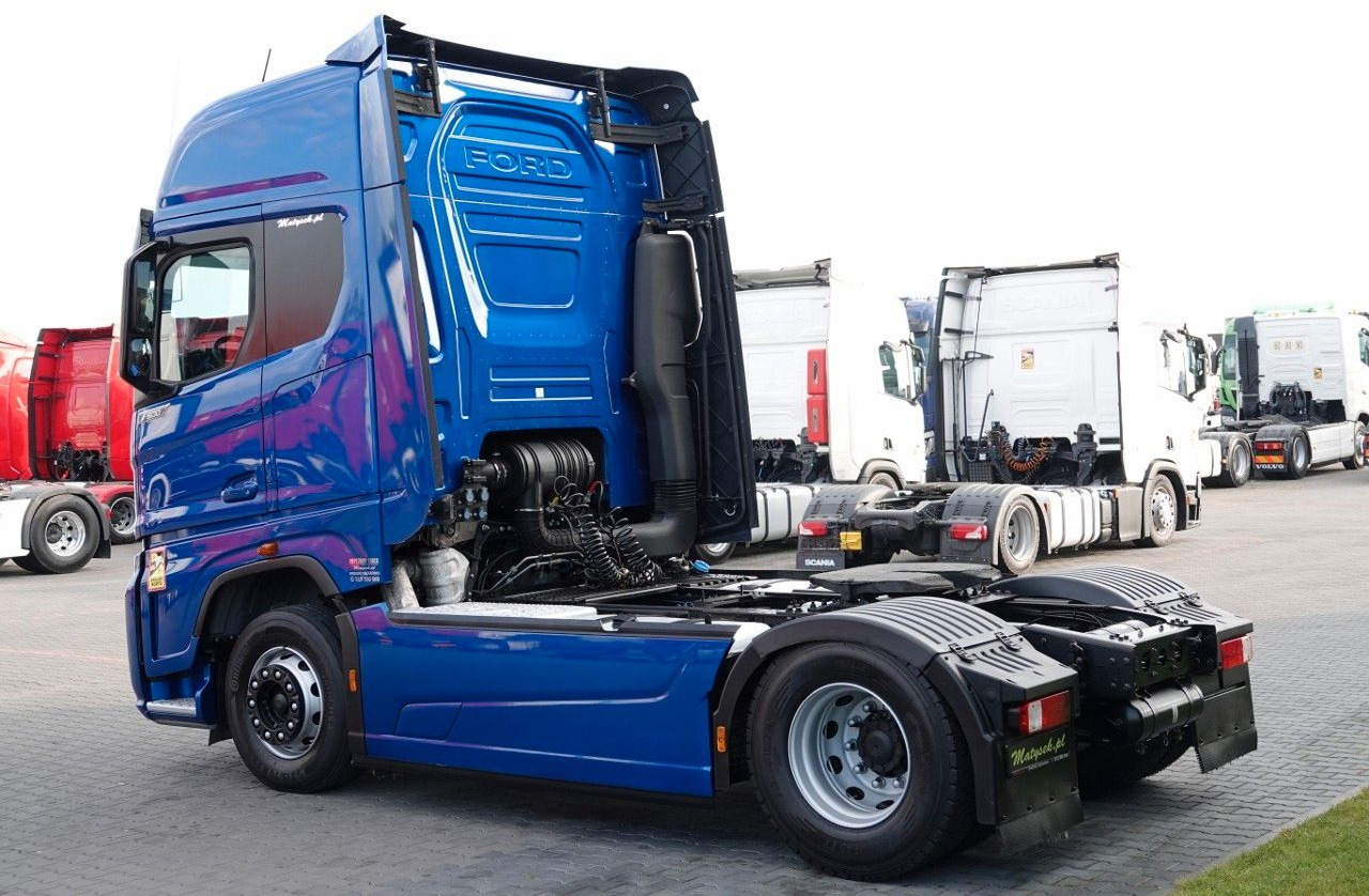 Ford F-MAX 500 / RETARDER / OPONY 100% / PO KONTRAKC - Tractor unit: picture 4 Ford F-MAX 500 / RETARDER / OPONY 100% / PO KONTRAKC - Tractor unit: picture 4