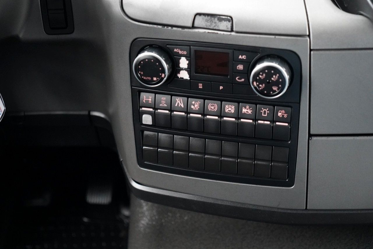 Tractor unit MAN TGS 18. 440 / XLX / NAVI: picture 28