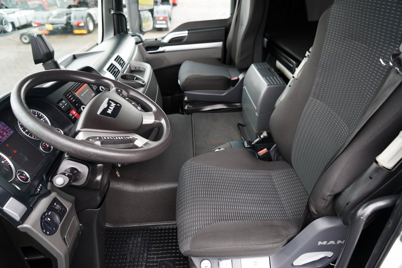 Tractor unit MAN TGS 18. 440 / XLX / NAVI: picture 24