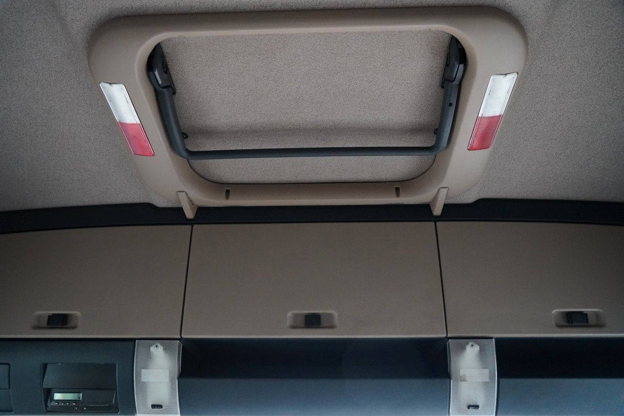 MAN TGX 18.460 / XLX / RETARDER / FULL AIRMATIC leasing MAN TGX 18.460 / XLX / RETARDER / FULL AIRMATIC: picture 35 MAN TGX 18.460 / XLX / RETARDER / FULL AIRMATIC leasing MAN TGX 18.460 / XLX / RETARDER / FULL AIRMATIC: picture 35