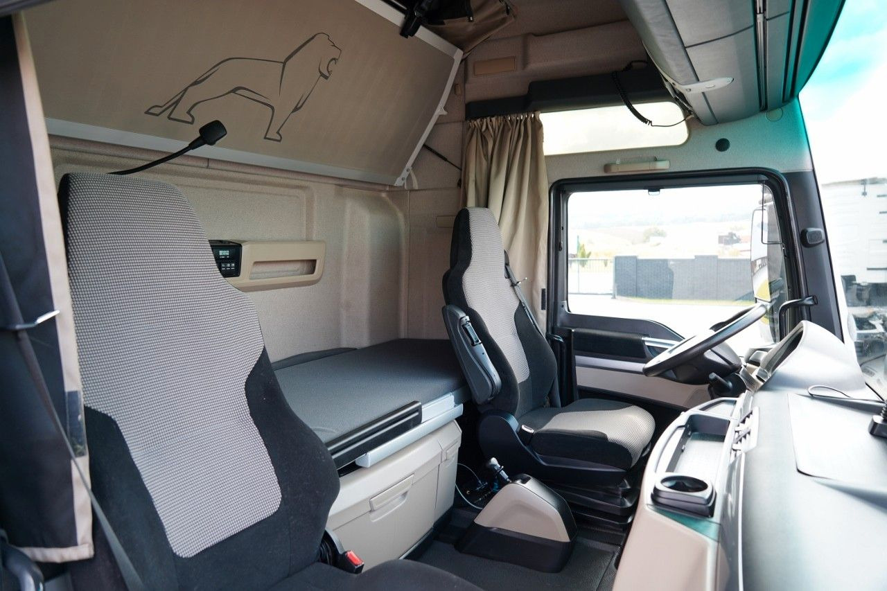 MAN TGX 18.460 / XXL / RETARDER / NAVI RIO leasing MAN TGX 18.460 / XXL / RETARDER / NAVI RIO: picture 33