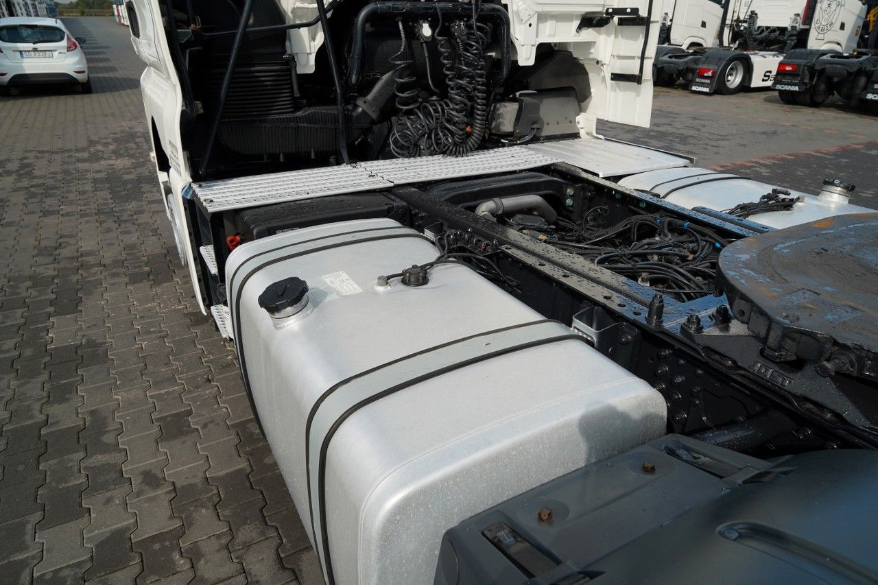 MAN TGX 18.460 / XXL / RETARDER / NAVI RIO leasing MAN TGX 18.460 / XXL / RETARDER / NAVI RIO: picture 13