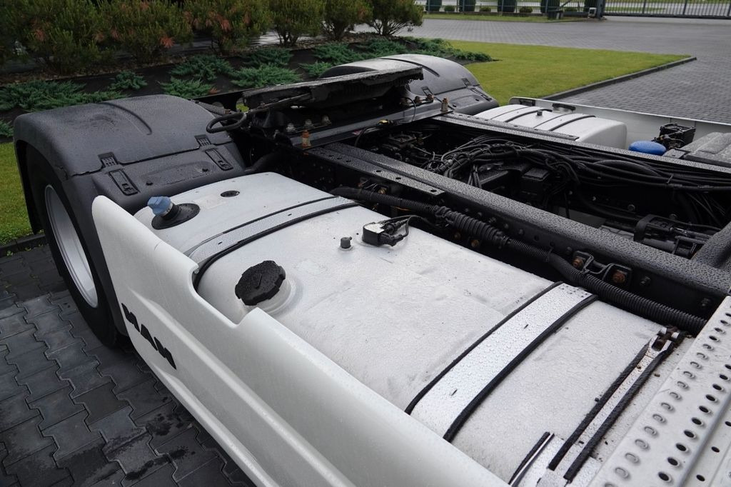 Tractor unit MAN TGX 18.480 / RETARDER / EURO 5 / EEV / SPROWADZO MAN TGX 18.480 / RETARDER / EURO 5 / EEV / SPROWADZO: picture 12 Tractor unit MAN TGX 18.480 / RETARDER / EURO 5 / EEV / SPROWADZO MAN TGX 18.480 / RETARDER / EURO 5 / EEV / SPROWADZO: picture 12