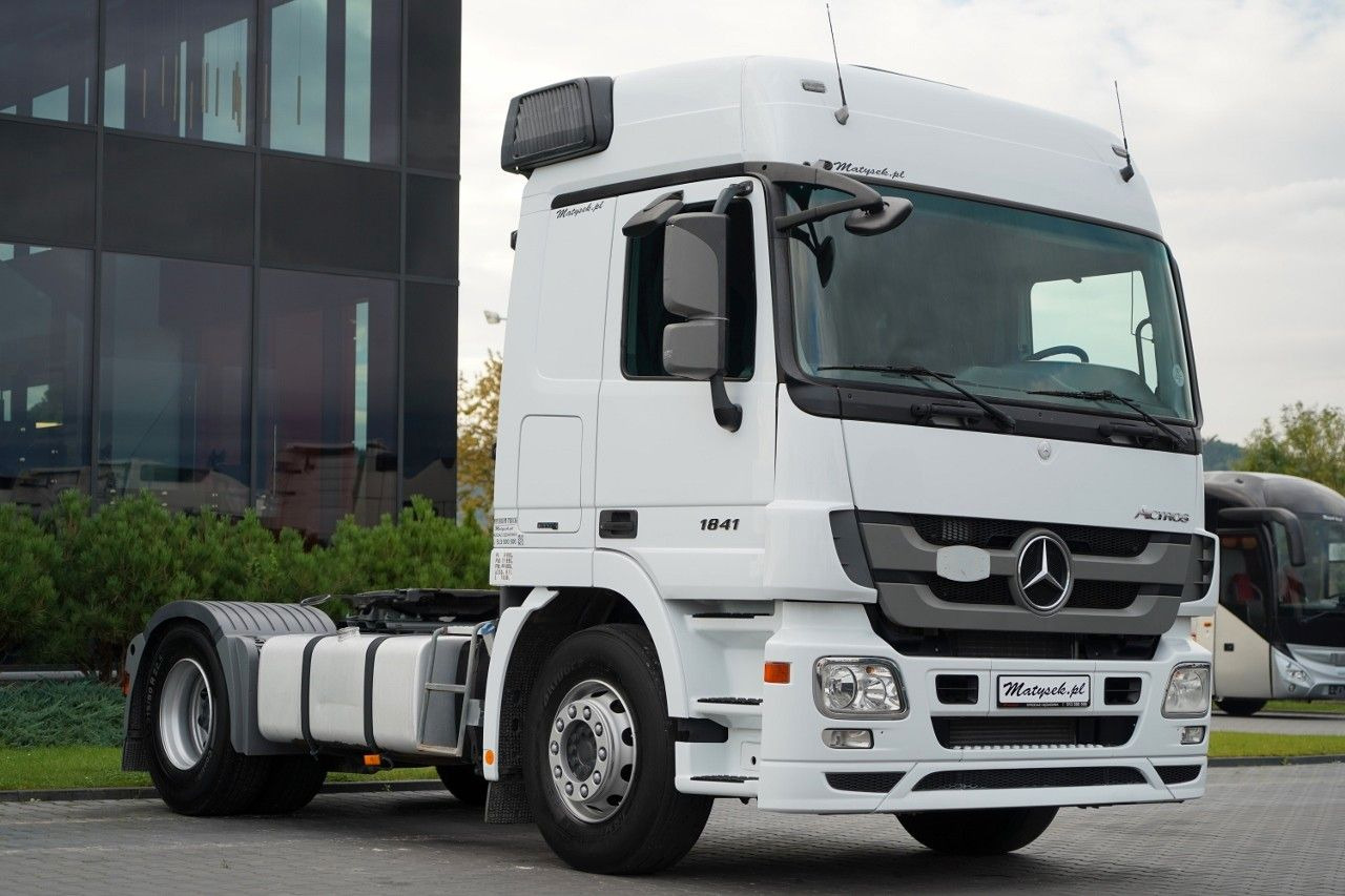 Mercedes-Benz ACTROS 1841 / HYDRAULIKA / SPROWADZONY / PO KONT - Tractor unit: picture 3 Mercedes-Benz ACTROS 1841 / HYDRAULIKA / SPROWADZONY / PO KONT - Tractor unit: picture 3