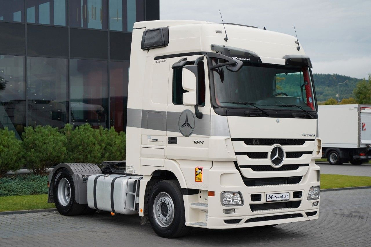 Mercedes-Benz ACTROS 1844 / HYDRAULIKA / 2010 / - Tractor unit: picture 1 Mercedes-Benz ACTROS 1844 / HYDRAULIKA / 2010 / - Tractor unit: picture 1