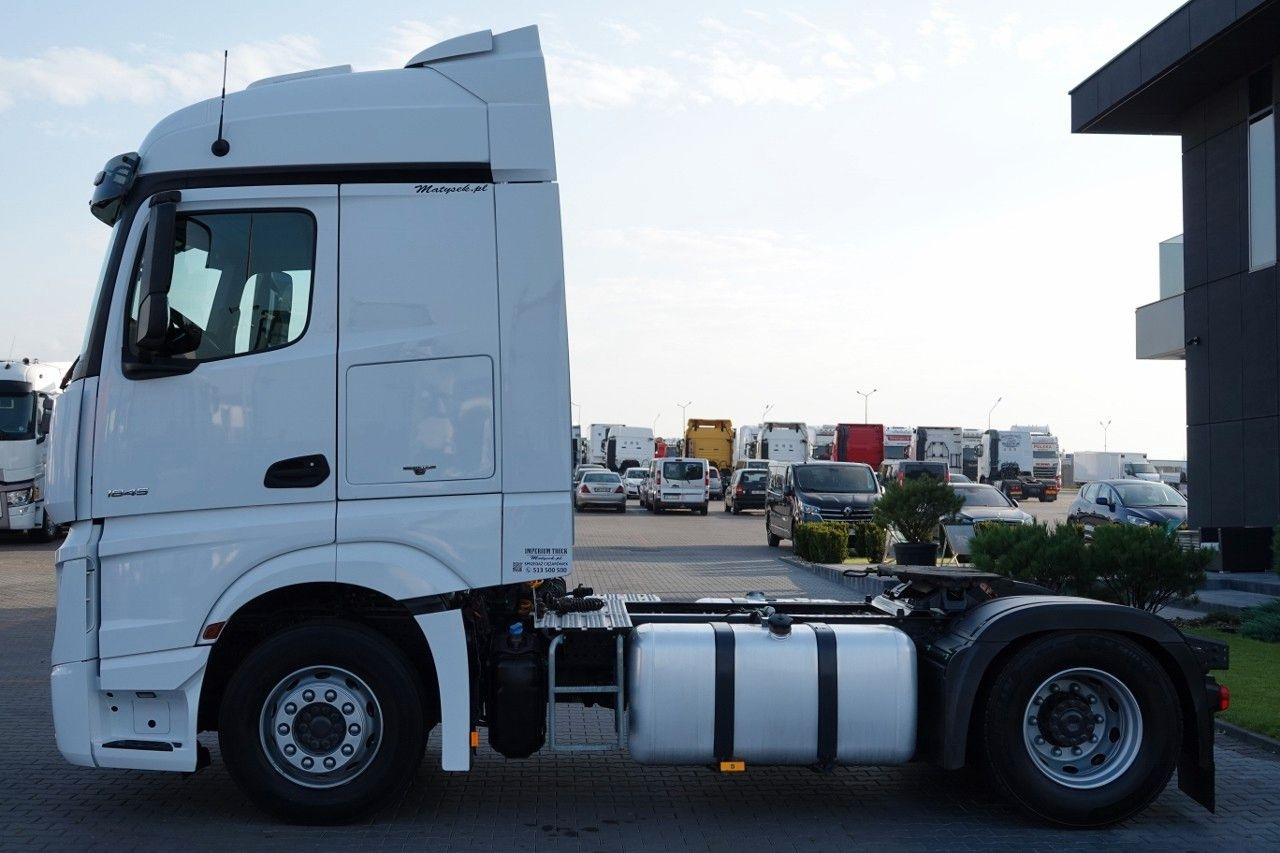 Mercedes-Benz ACTROS 1845 / I-PARK COOL / BEZ RETARDER / 2017 - Tractor unit: picture 3 Mercedes-Benz ACTROS 1845 / I-PARK COOL / BEZ RETARDER / 2017 - Tractor unit: picture 3