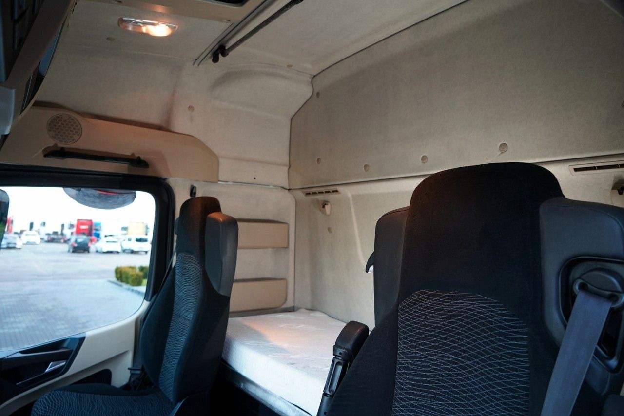 Tractor unit Mercedes-Benz ACTROS 1845 / STREAM SPACE: picture 24