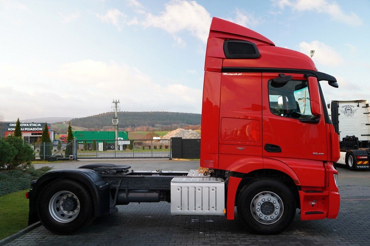 Tractor unit Mercedes-Benz ACTROS 1845 / STREAM SPACE: picture 9