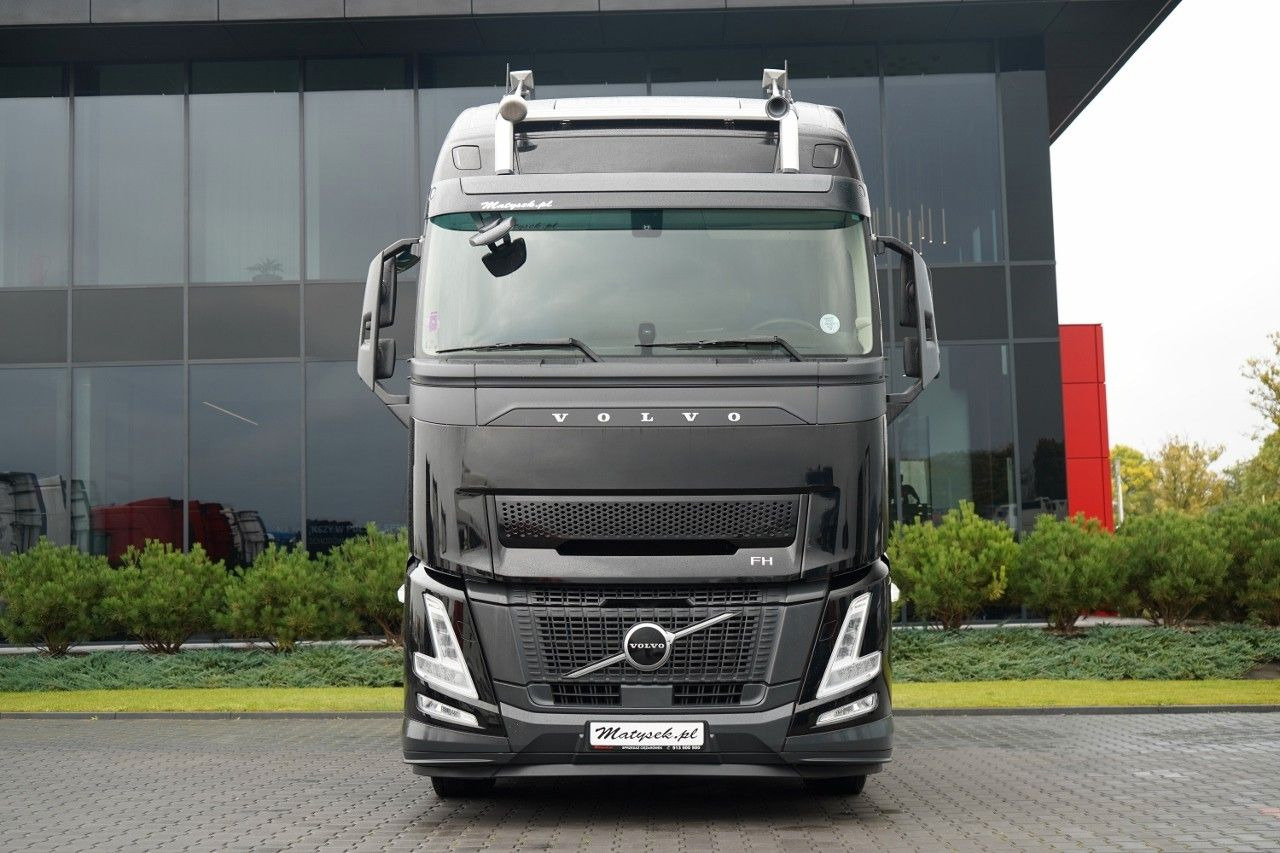 Volvo FH 500 / 2025 ROK / 91 TYS KM / XXL / I-SHIFT - Tractor unit: picture 3 Volvo FH 500 / 2025 ROK / 91 TYS KM / XXL / I-SHIFT - Tractor unit: picture 3