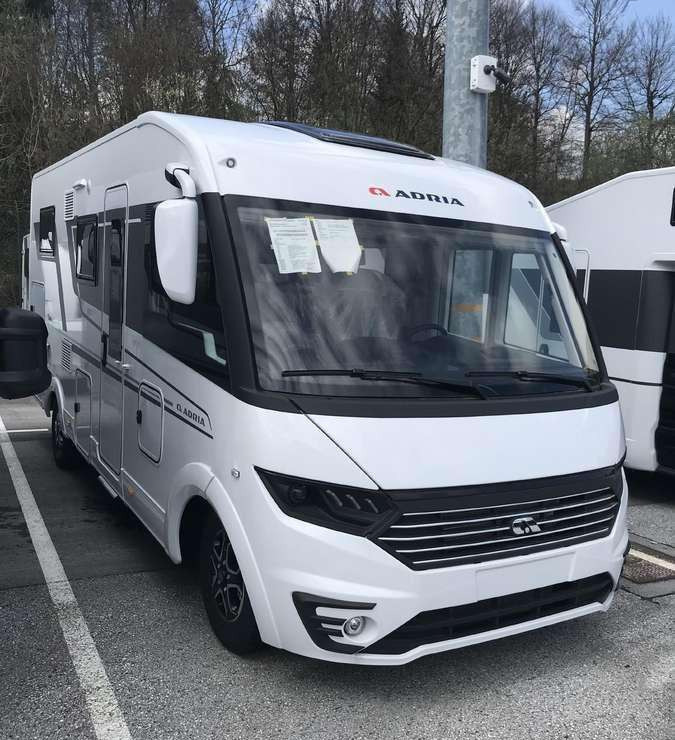 Adria Sonic 600SL - Integrated motorhome: picture 1 Adria Sonic 600SL - Integrated motorhome: picture 1