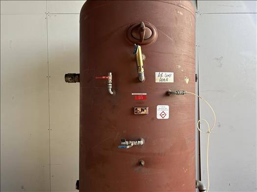 Kaeser 2000l Air receiver tank - Food processing equipment: picture 3 Kaeser 2000l Air receiver tank - Food processing equipment: picture 3