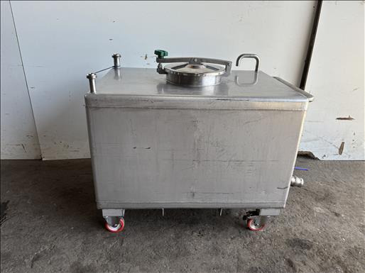 NNP Holding tank - Food processing equipment: picture 1 NNP Holding tank - Food processing equipment: picture 1