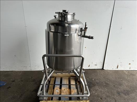 Quinn Holding tank - Food processing equipment: picture 1 Quinn Holding tank - Food processing equipment: picture 1